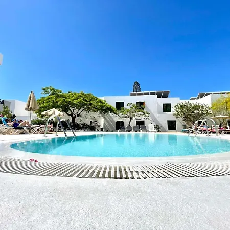 One Bedroom,wifi,kitchen,gym,pool And Amazing View In Playa Chica Apartmán
