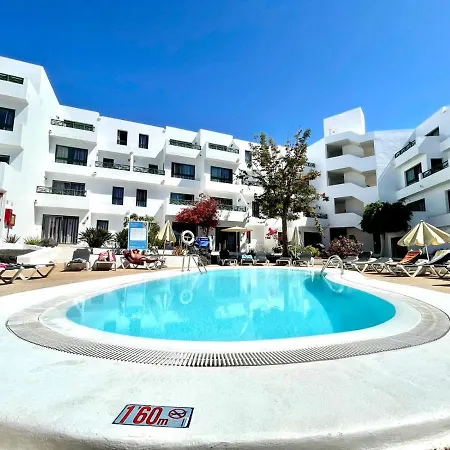 Apartamento One Bedroom,wifi,kitchen,gym,pool And Amazing View In Playa Chica *
